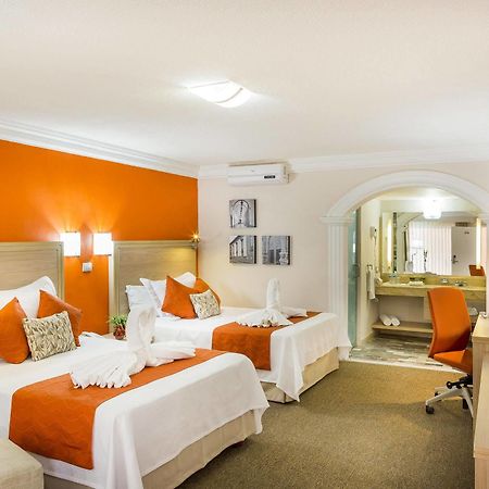 Hotel Flamingo איראפואטו מראה חיצוני תמונה