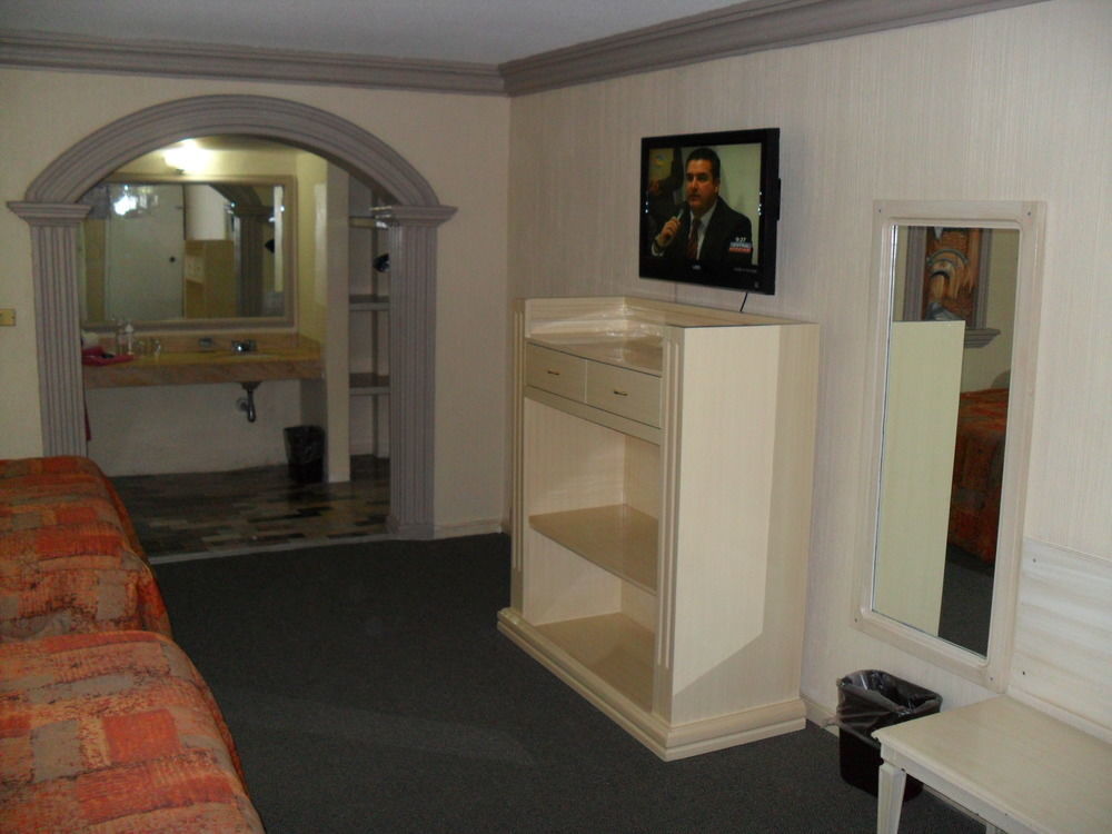 Hotel Flamingo איראפואטו מראה חיצוני תמונה