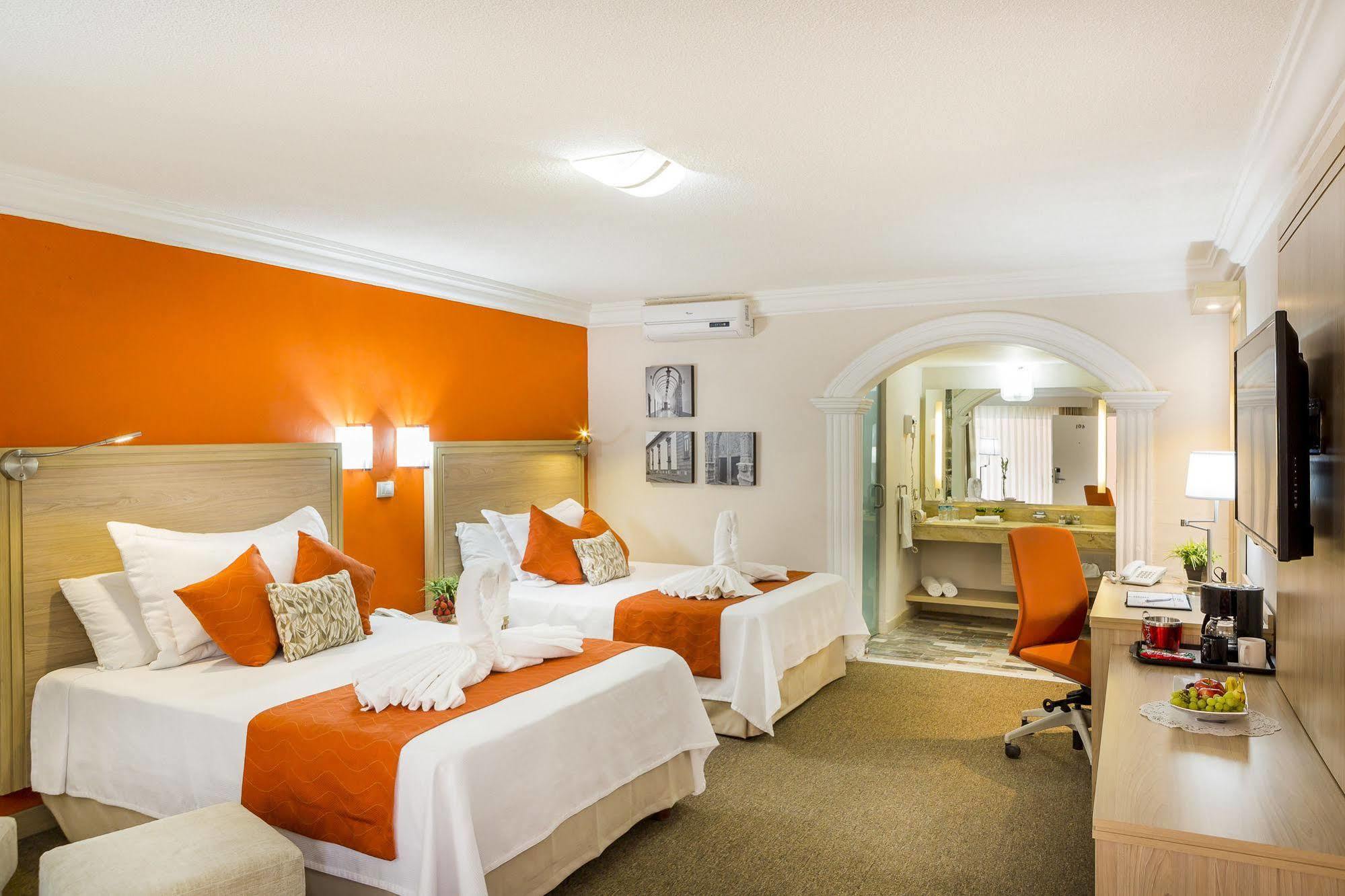 Hotel Flamingo איראפואטו מראה חיצוני תמונה
