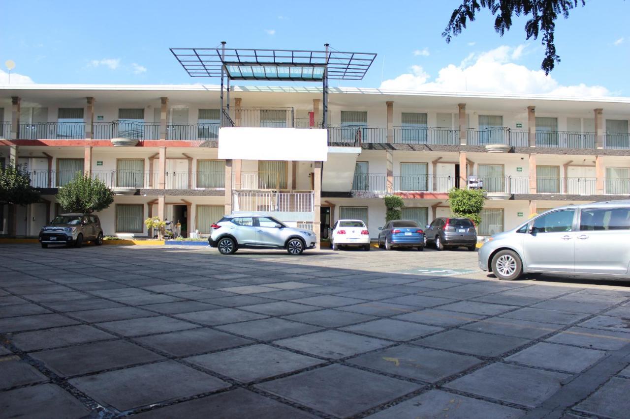 Hotel Flamingo איראפואטו מראה חיצוני תמונה