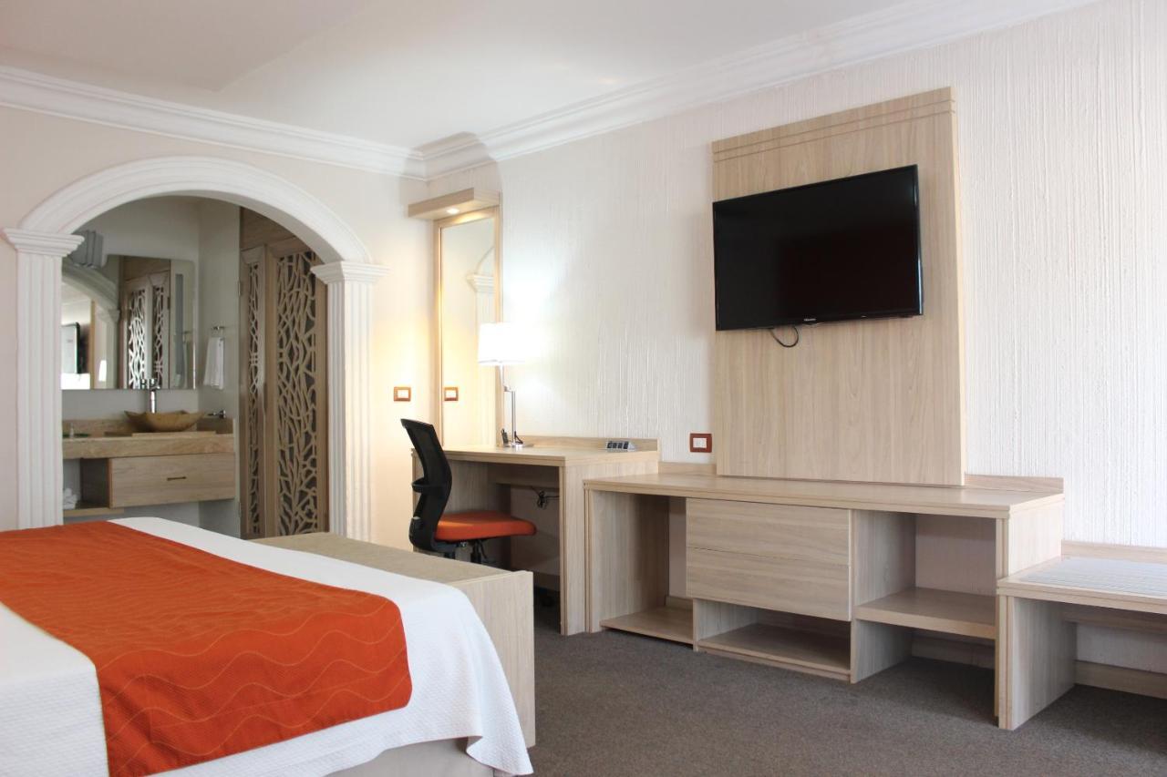 Hotel Flamingo איראפואטו מראה חיצוני תמונה