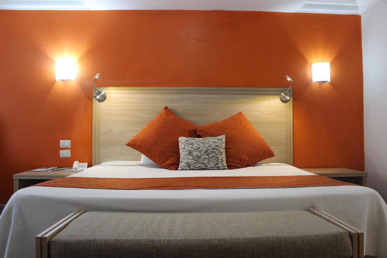 Hotel Flamingo איראפואטו מראה חיצוני תמונה