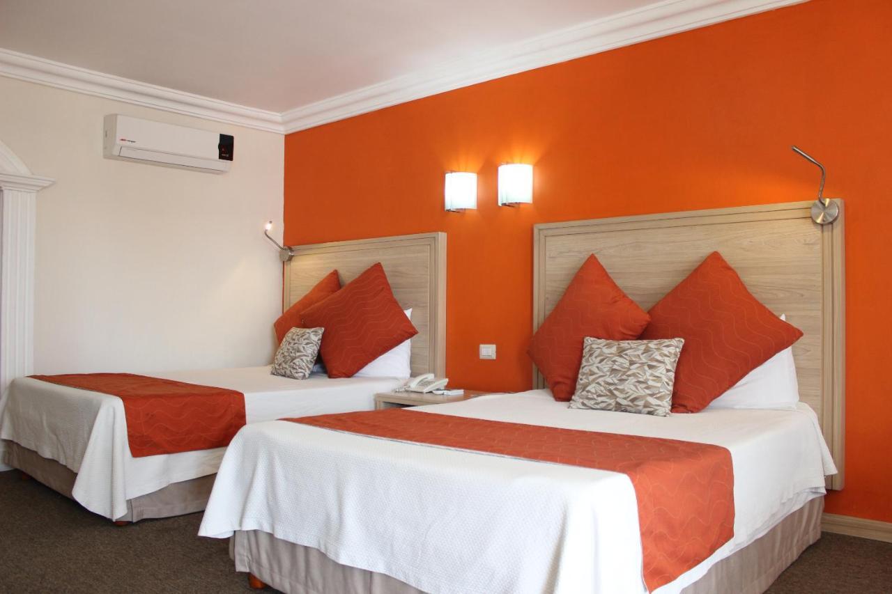 Hotel Flamingo איראפואטו מראה חיצוני תמונה